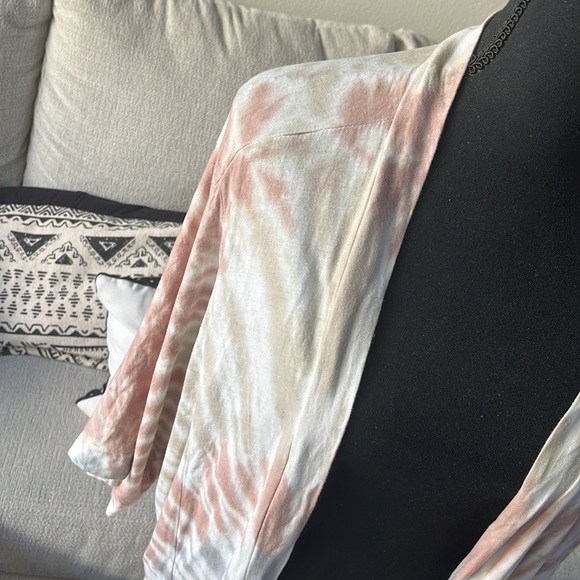 L.I.F.E. | Tie Dye Hanky Hem Longline Cardigan - Picture 2 of 5
